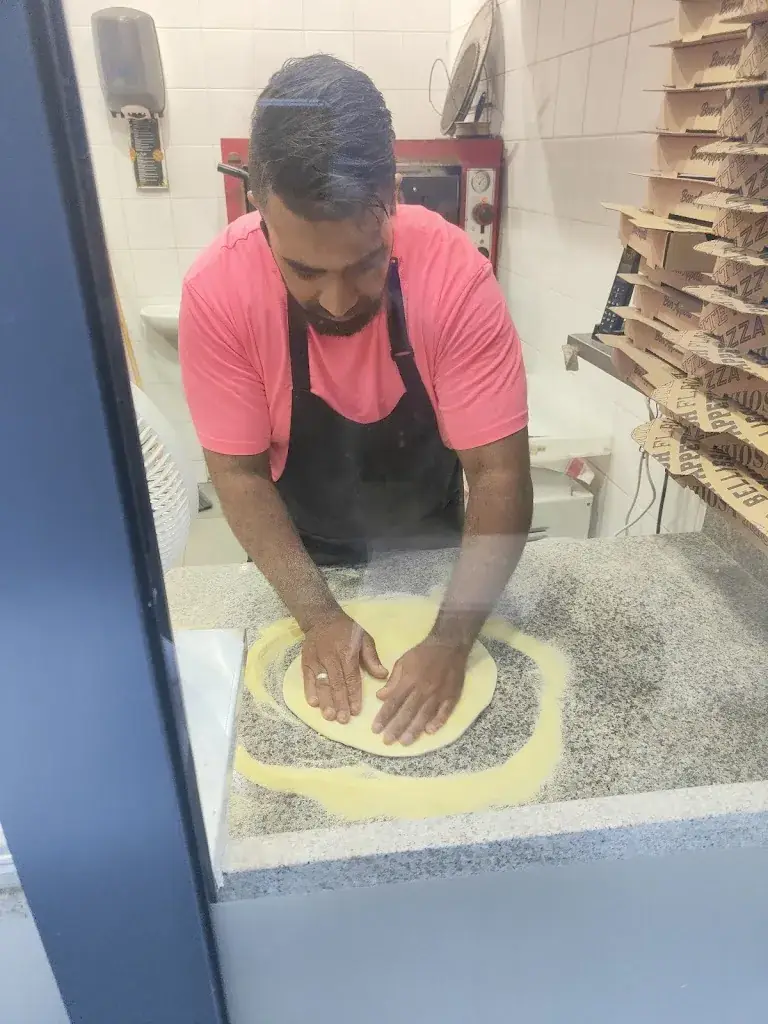 aie Losa_Le Paradis_Bondy_review