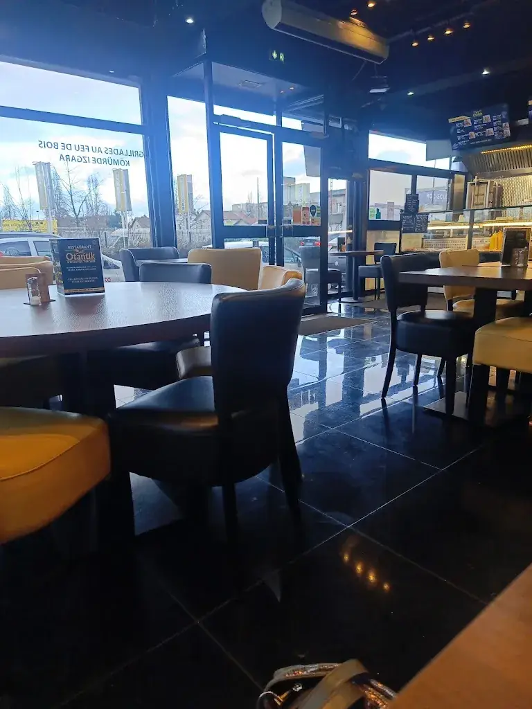 FaNtaSy hichem_Otantik Restaurant_Bondy_recensione