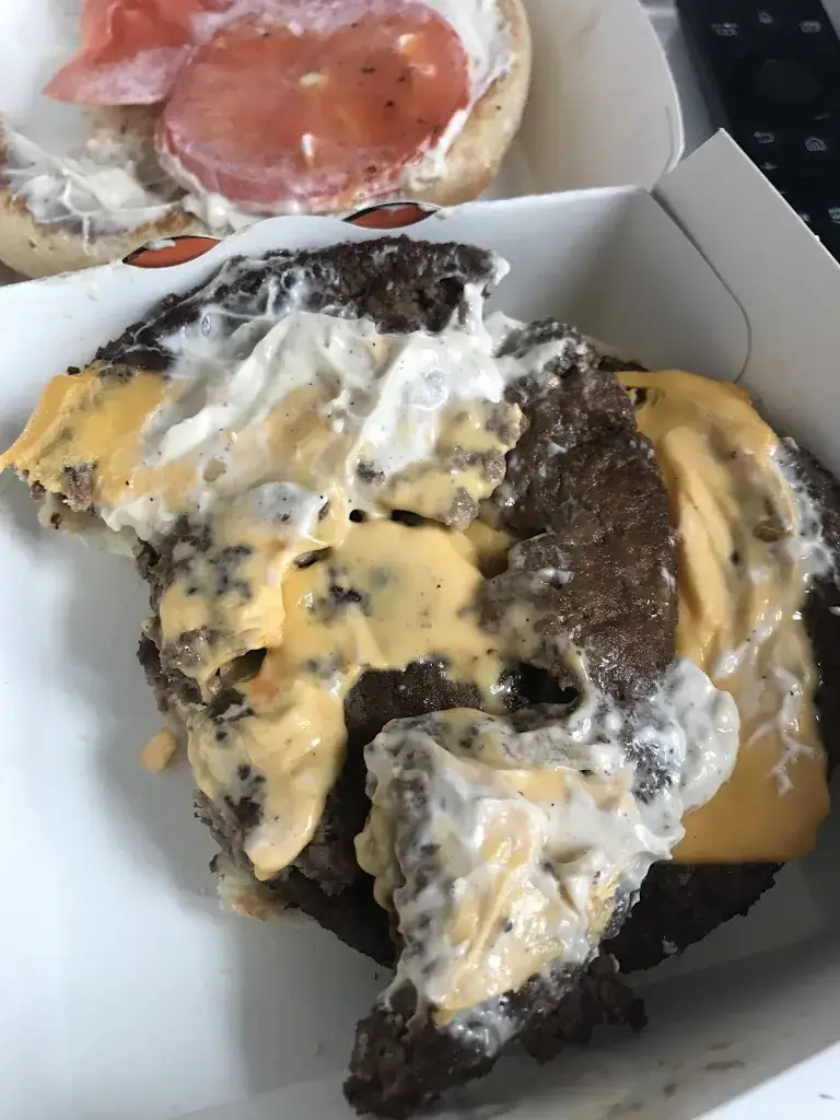 Menu_POINT B Bondy_Bondy_image_6