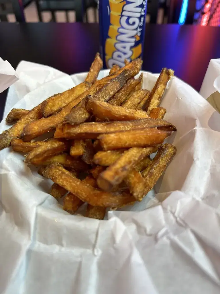 Yura Frolov_POINT B Bondy_Bondy_review