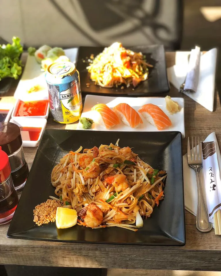 The Place Bondy Thaï & Sushi_Bondy_slider_image_3