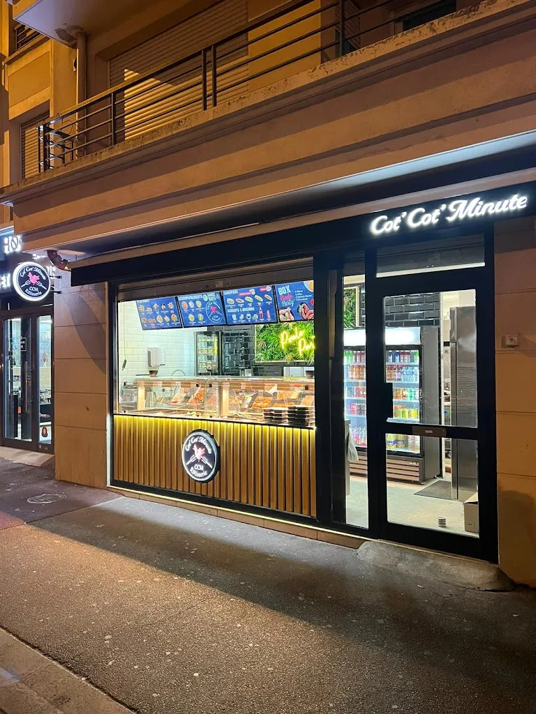 Cot'Cot' Minute Restaurant in Bondy