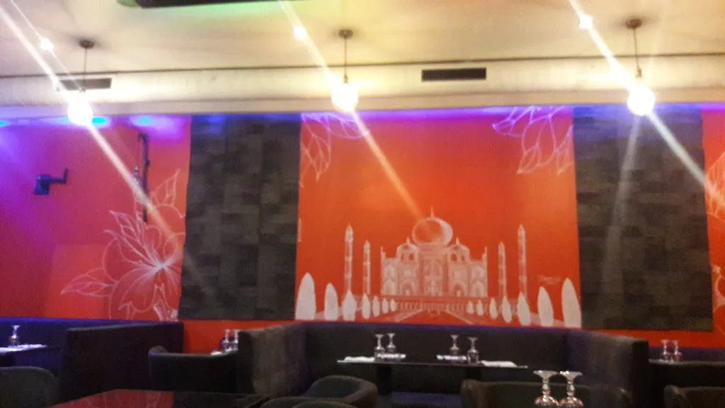 Erika Chacon_Cambodge corner_Bondy_Bewertung