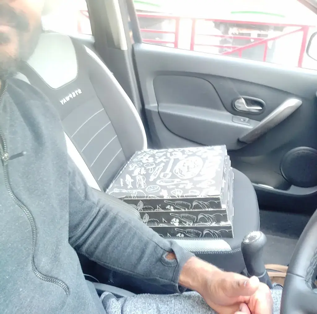 Hans Sagam_Marty Pizza_Bondy_review