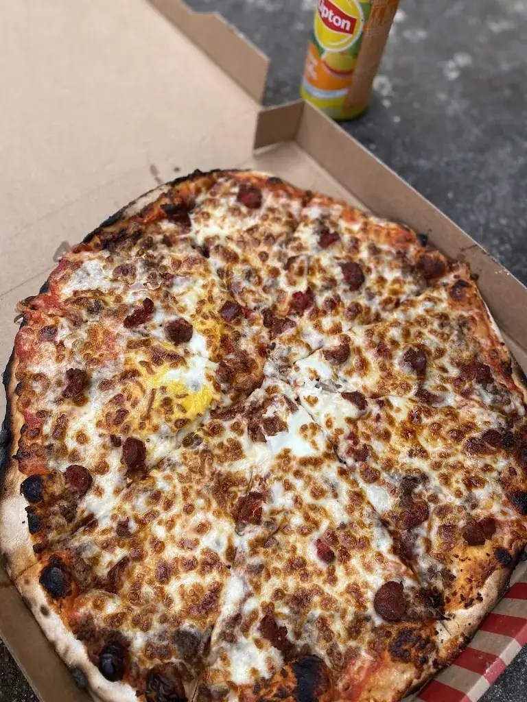 Marty Pizza_Bondy_slider_image_2