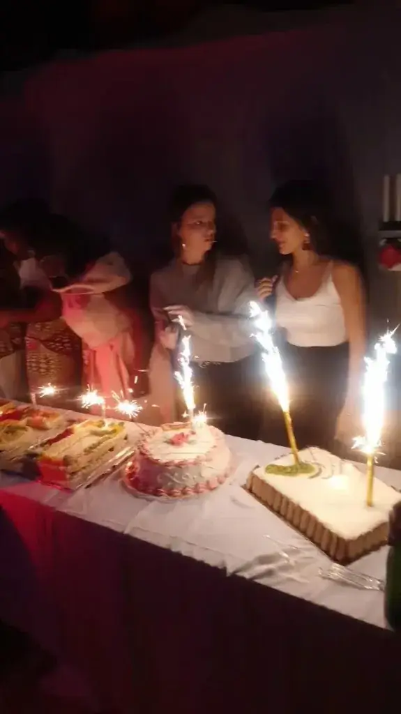 Guest Live_Bondy_slider_image_2