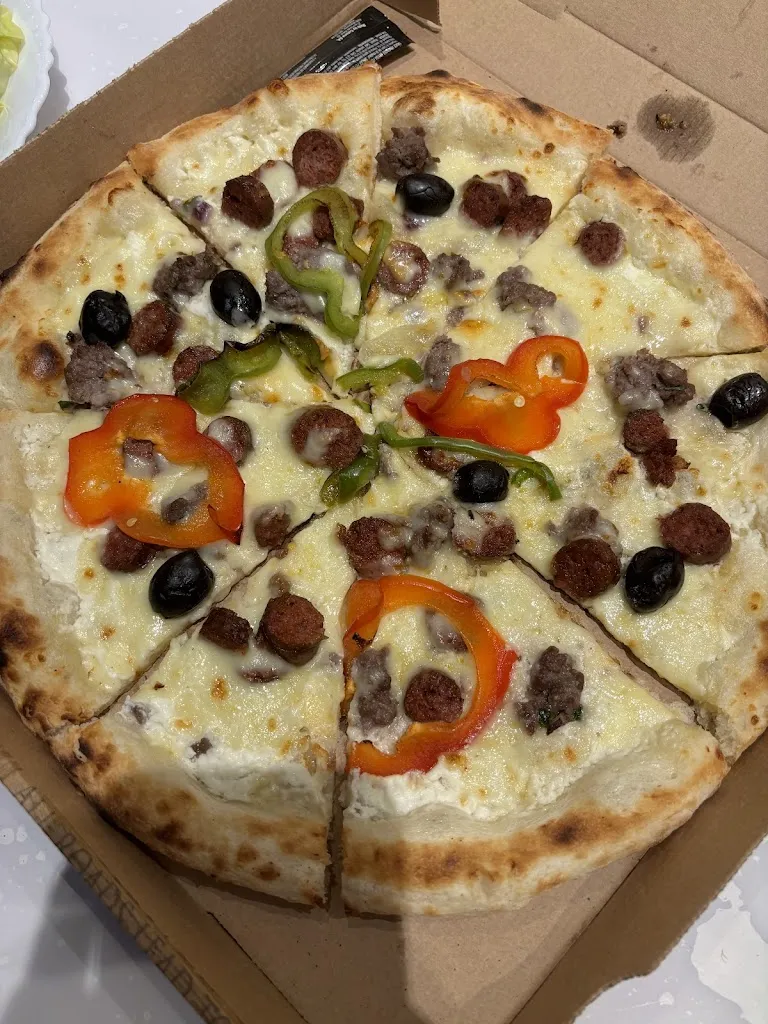 Bel Ostia Pizza_Brou-sur-Chantereine_slider_image_2