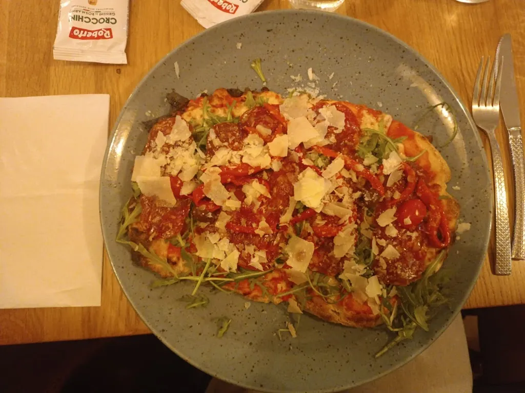 Vince “VR” R_La cucina by Juna_Vaires-sur-Marne_review