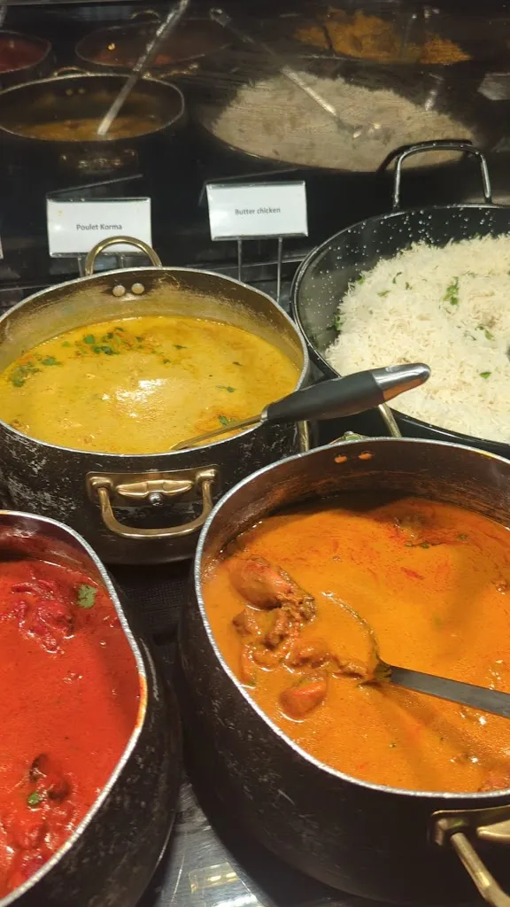 Globe Trotter_Chelles_slider_image_2