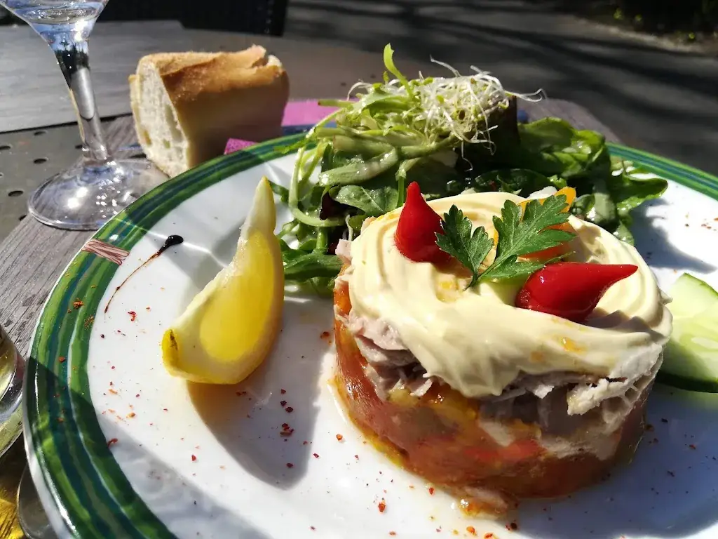 Émeraude Cély_Cély_slider_image_2