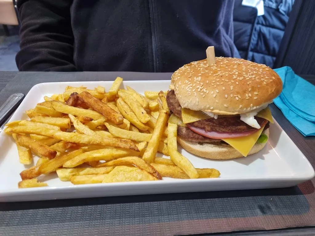 LE PRIMO_Carrières-sous-Poissy_slider_image_3