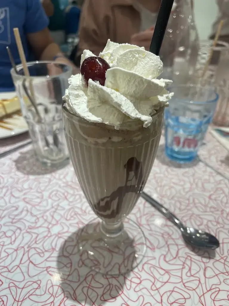 Menu_Holly's Diner_Brétigny-sur-Orge_image_9