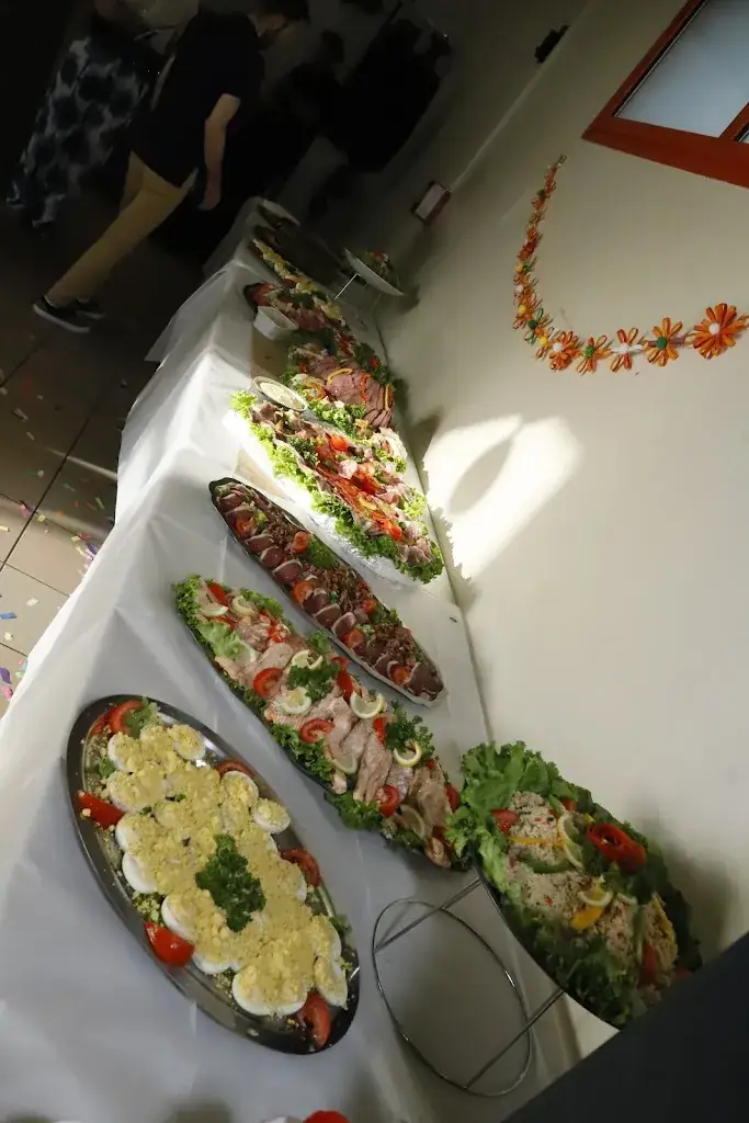 Caroline Savary_Le Colombier_Plessis-Pâté_review