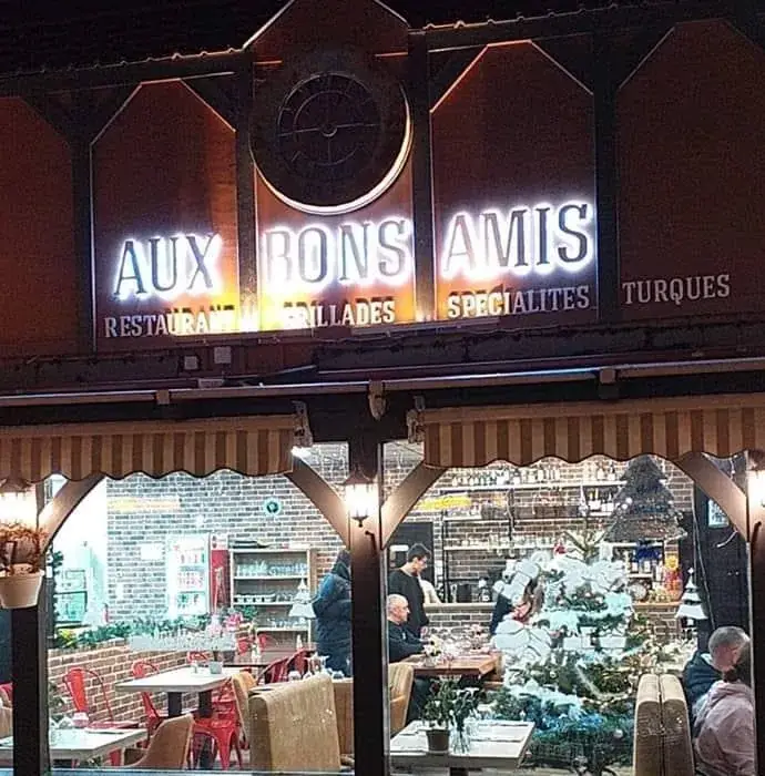 Aux bons amis restaurant in Brie-Comte-Robert