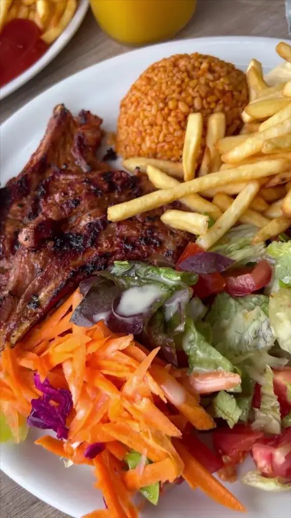 Aux bons amis_Brie-Comte-Robert_slider_image_2