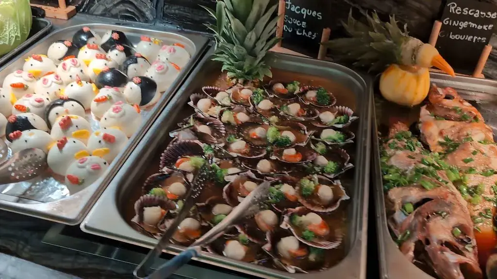 Wafu Brie_Brie-Comte-Robert_slider_image_2