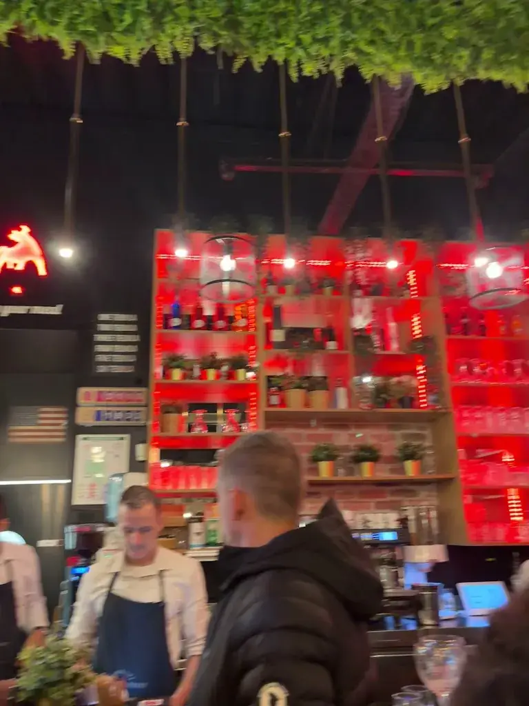 American Steak House Servon_Servon_slider_image_2