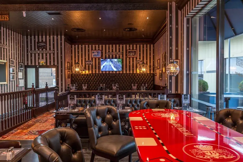 Au Bureau - Pub et Brasserie restaurant in Servon