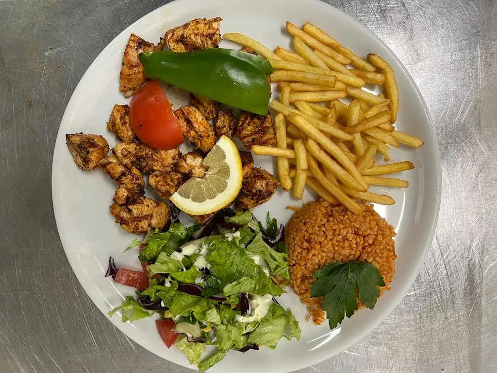 Beyti restaurant in Cachan