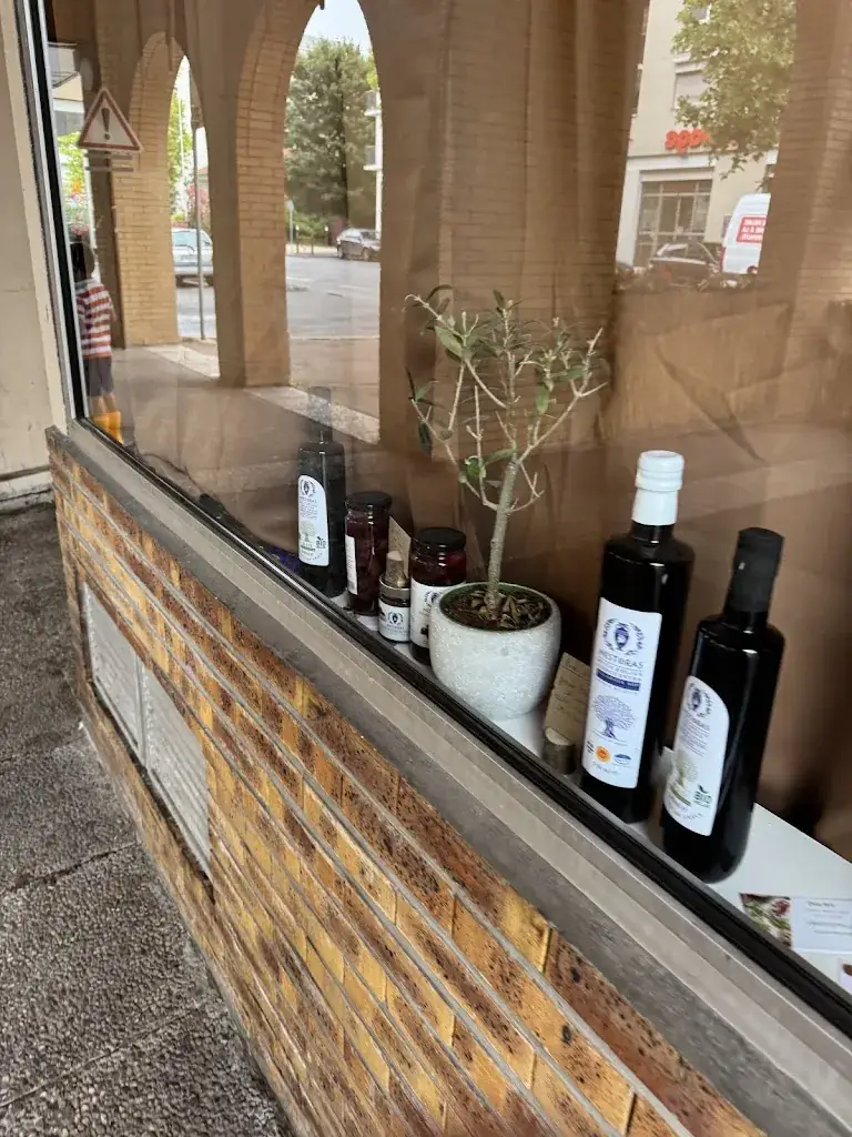 Chez Aris_Cachan_slider_image_3