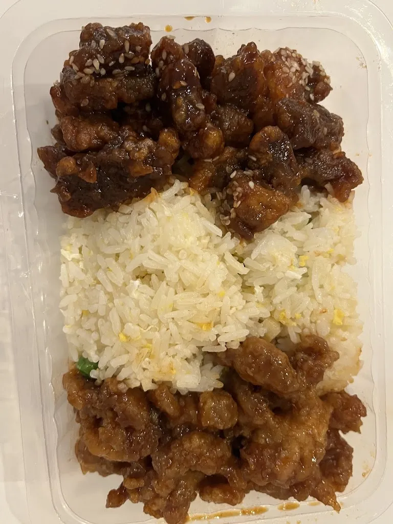 Phu Giang Manh_Chez Yang 878_Cachan_review