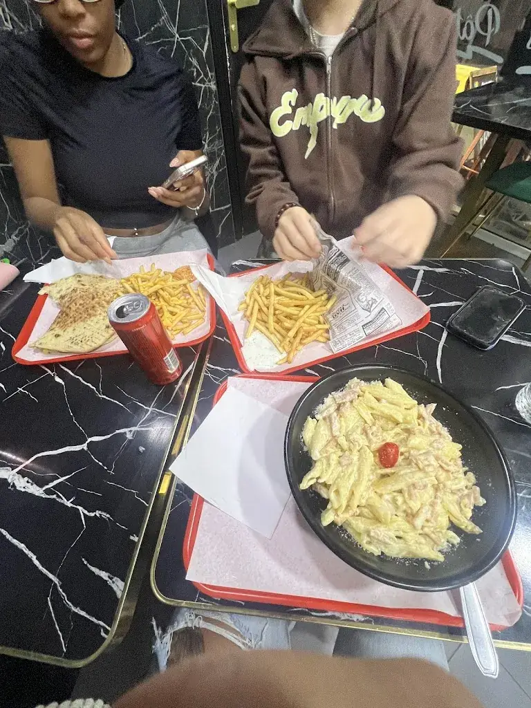 monzie_Food Corner_Cachan_reseña