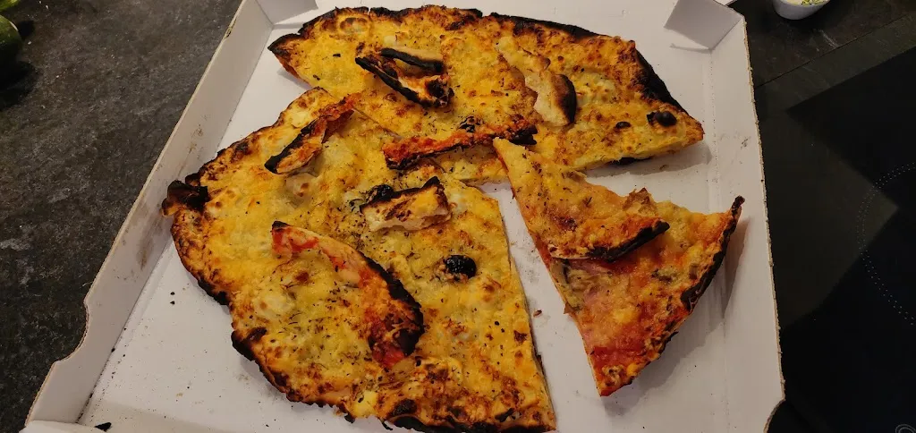 Pizzaiol et Mozzarel ristorante a Donzère