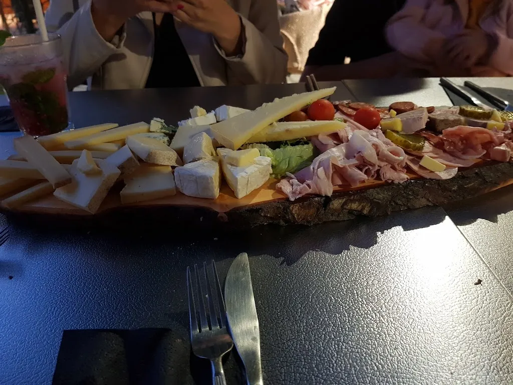 Menu_L'Ermitage | Bar Chalifert  | Traiteur Evénementiel_Chalifert_image_6