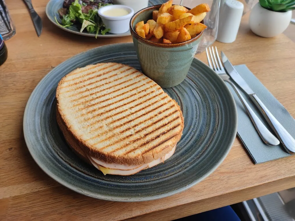 The Traveler_La Terrasse_Bussy-Saint-Georges_Bewertung