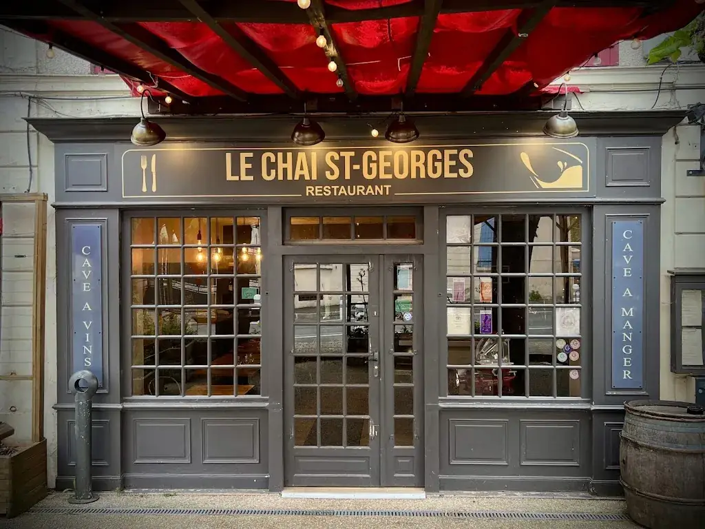 Chai Saint-Georges_Bussy-Saint-Georges_slider_image_1