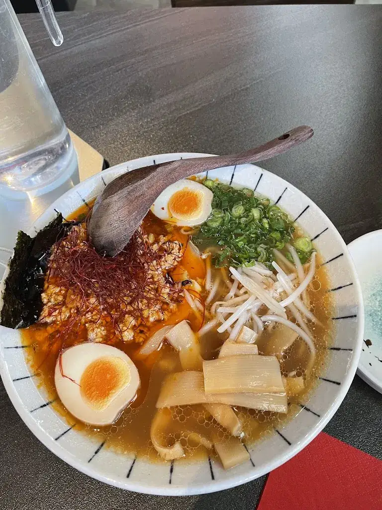 Mai Trang Nguyen_Restaurant Hibar  Bar brasserie_Bussy-Saint-Georges_recensione