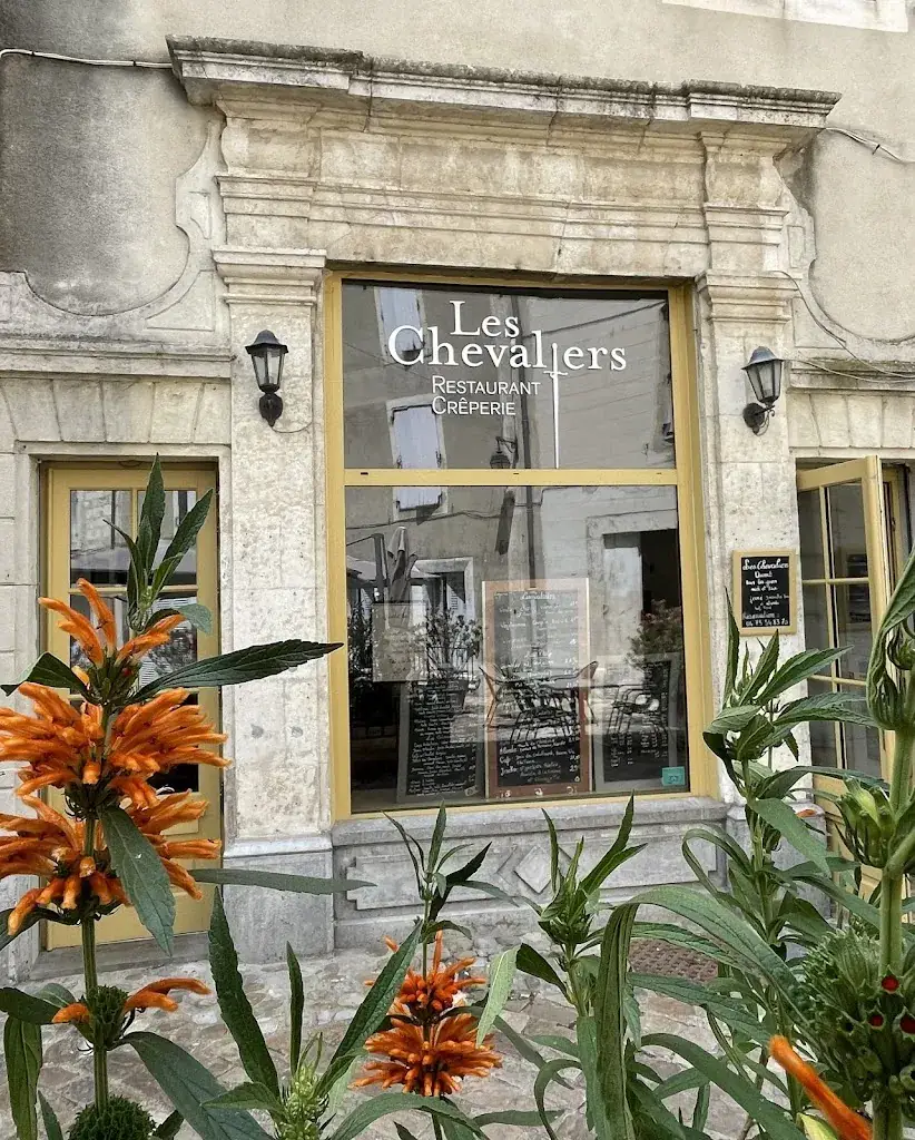 Les chevaliers restaurant in Viviers