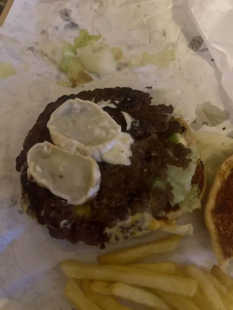 Noel Baaloudj_American Street Bussy_Bussy-Saint-Georges_review