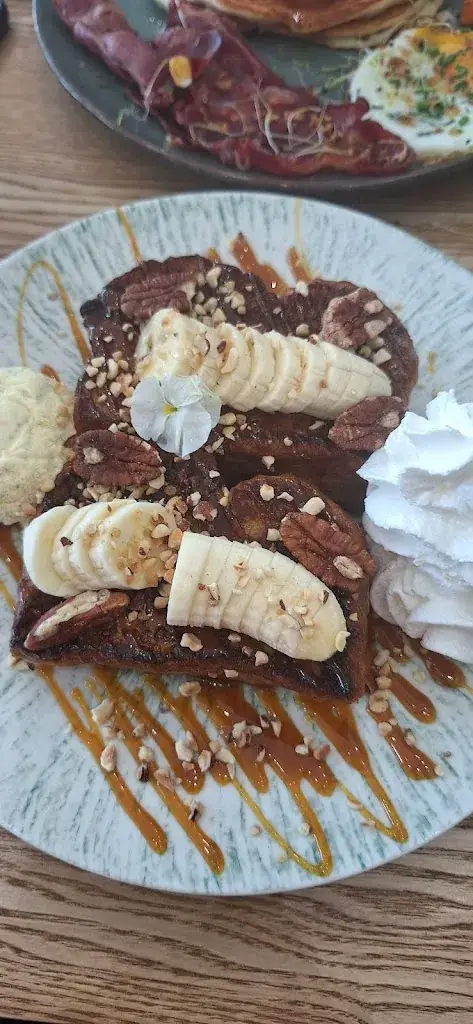 Priscilla WP _Amanah - Coffee & Restaurant_Bussy-Saint-Georges_review