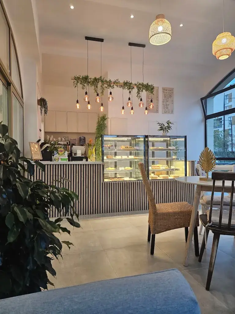 Amanah - Coffee & Restaurant restaurant in Bussy-Saint-Georges