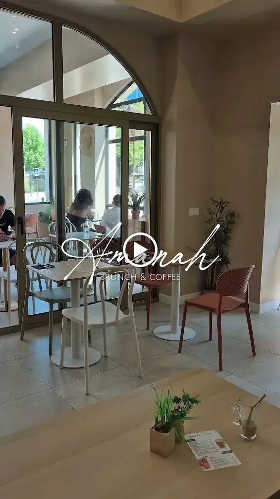 Amanah - Coffee & Restaurant_Bussy-Saint-Georges_slider_image_2