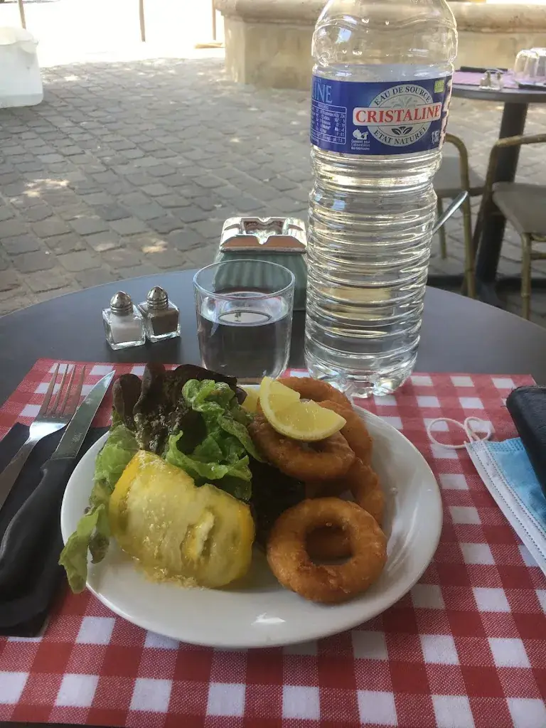 La Terrasse Da Champagne restaurant in Champagne-sur-Oise