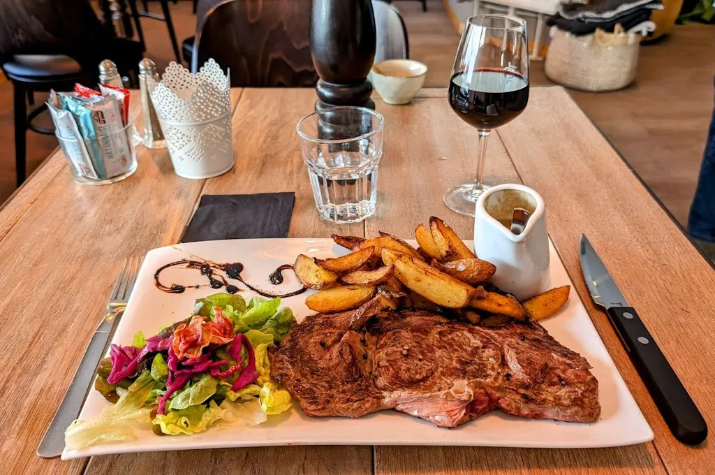 Restaurant Le Chairlift_73210_slider_image_2