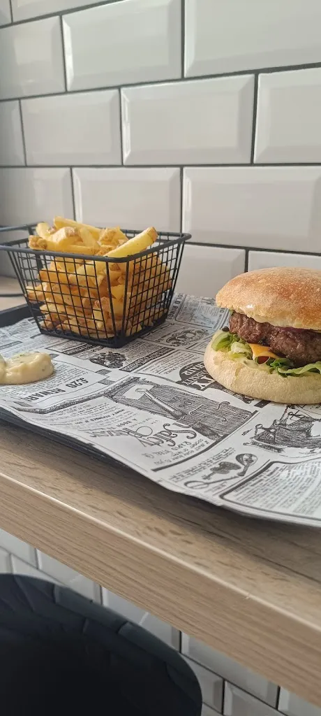 Menu_La Chaillotine Burger & Rôtisserie_Chailly-en-Bière_image_7