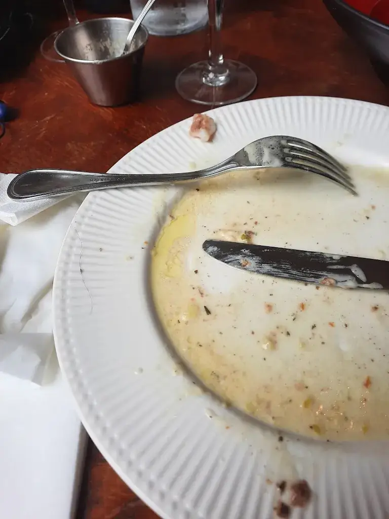 PT MATAHARI_Le Gaulois Barbizon_Barbizon_review