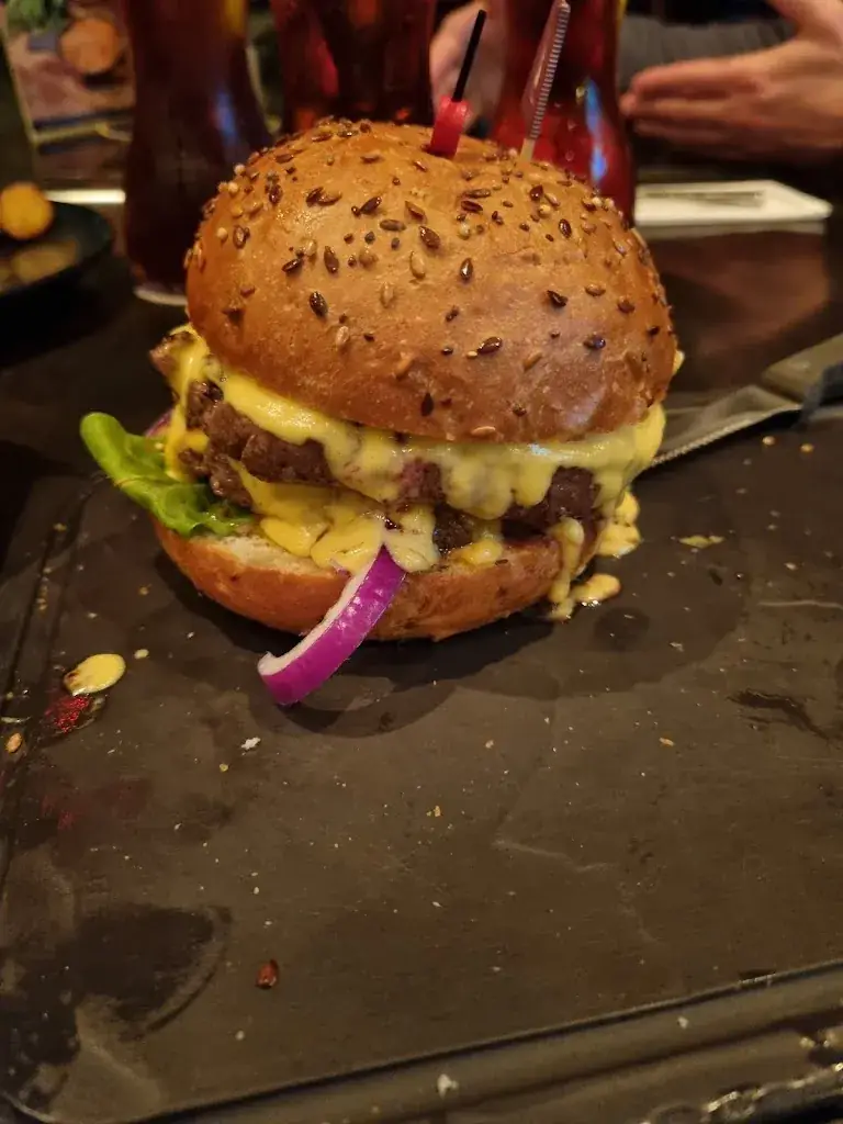 Federico C._Au Bureau - Pub et Brasserie_Chambourcy_review