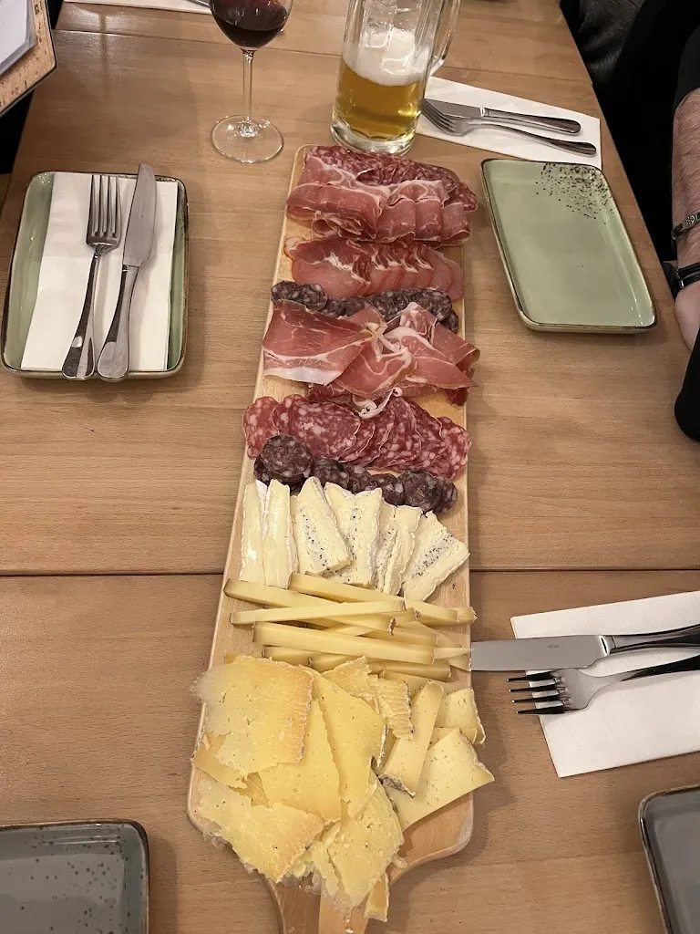 Les Parenthèses -- Chambourcy_Chambourcy_slider_image_3