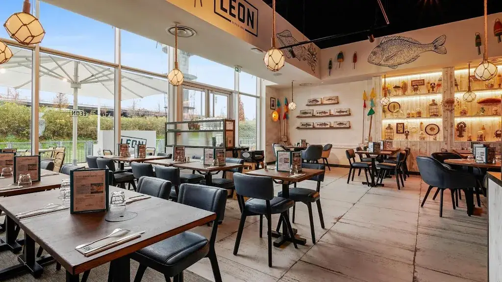 Léon Fish Brasserie - Chambourcy_Chambourcy_slider_image_1