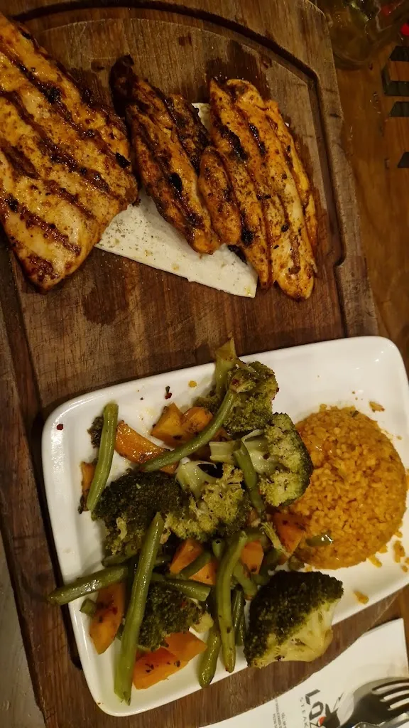 Elsa_LOKKUM STEAKHOUSE 78_Buchelay_review