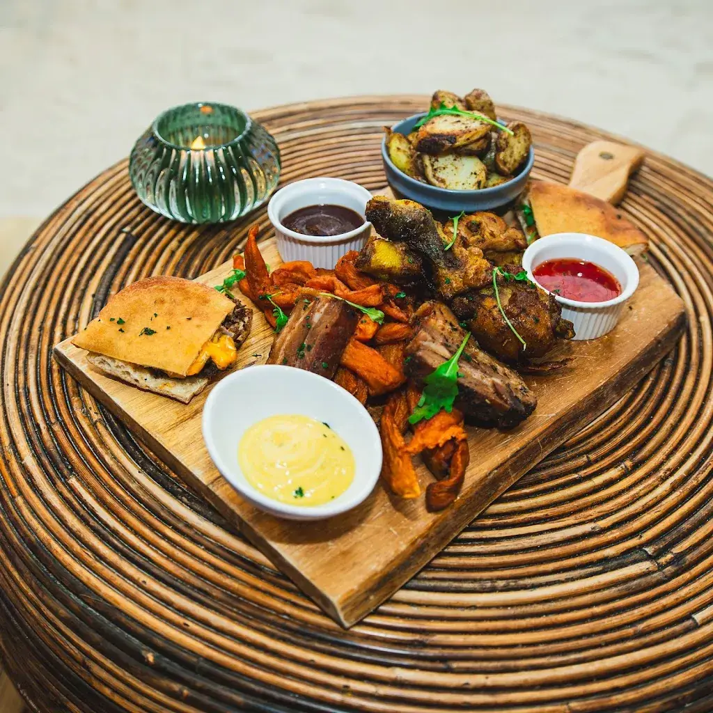 Ô Baradise Mantes_Mantes-la-Jolie_slider_image_3