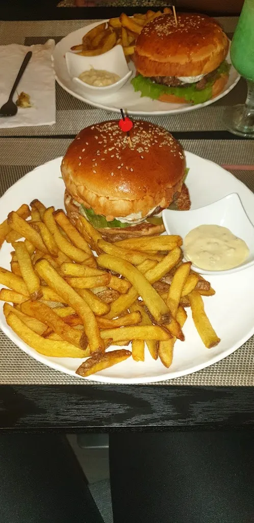 Ngozy Ro_L'Atelier restaurant_Mantes-la-Jolie_review