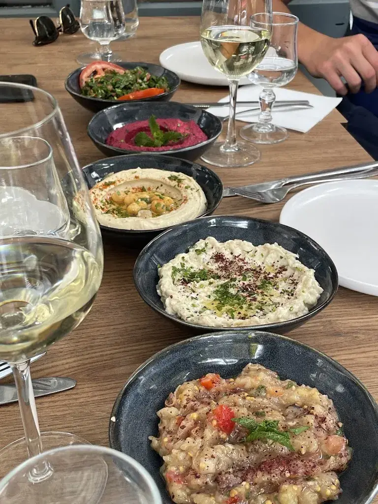 Nicholas Deligiannis_JOUD RESTAURANT_Mantes-la-Jolie_review