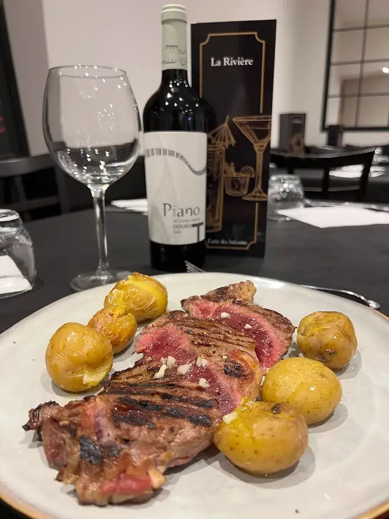 Menu_La Rivière_Carrières-sur-Seine_image_9