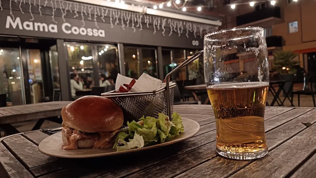 Abrahan Antonio Horna Lescano_Mama Coossa_Carrières-sur-Seine_review