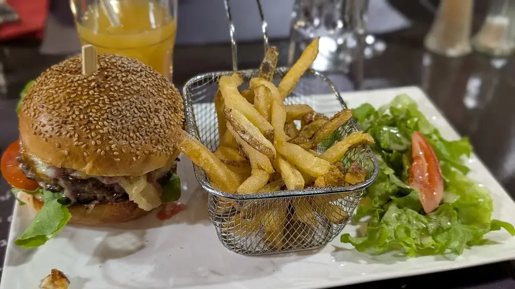 CANADIAN CORNER_Carrières-sur-Seine_slider_image_3